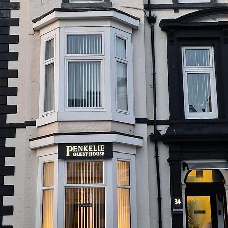 Hotel The Penkelie Southport Esterno foto
