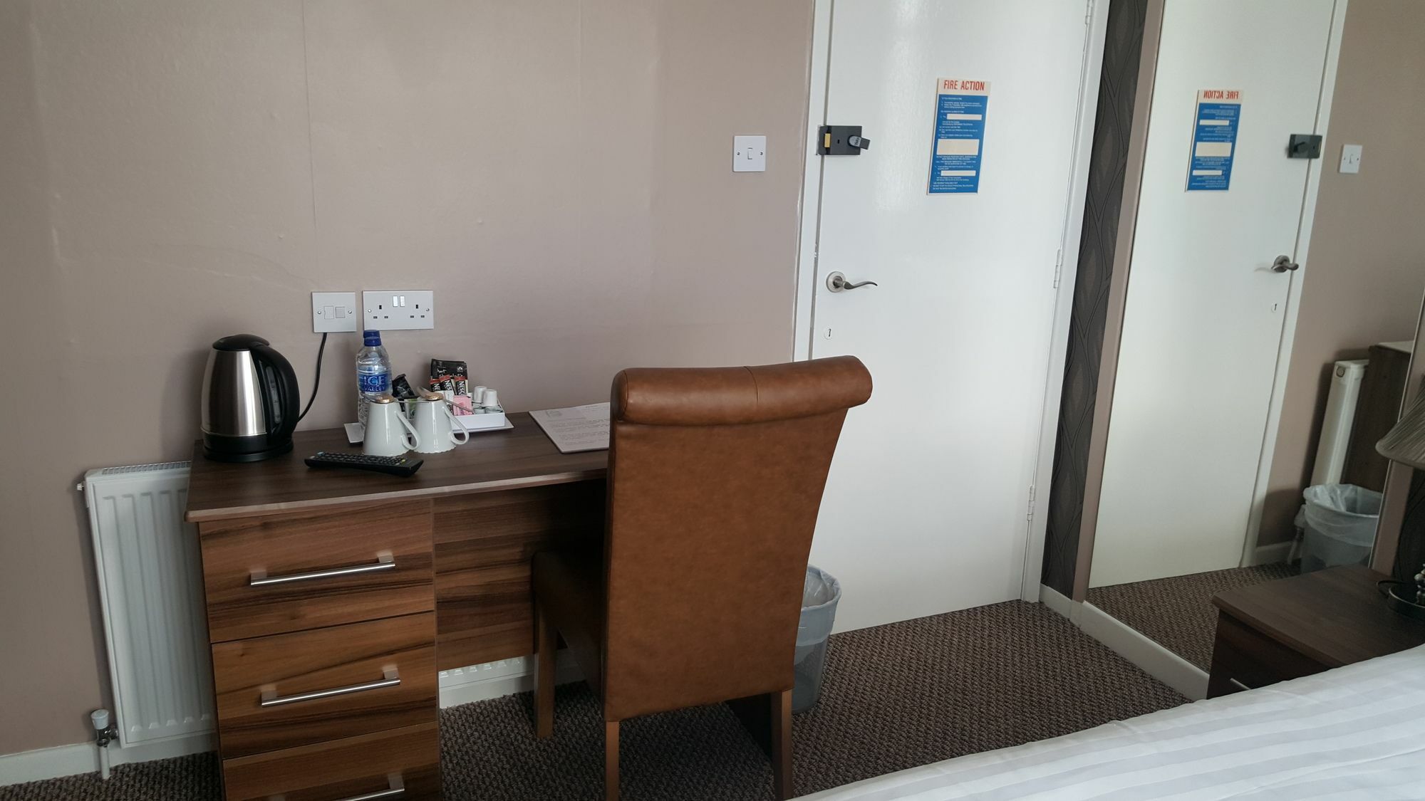 Hotel The Penkelie Southport Esterno foto