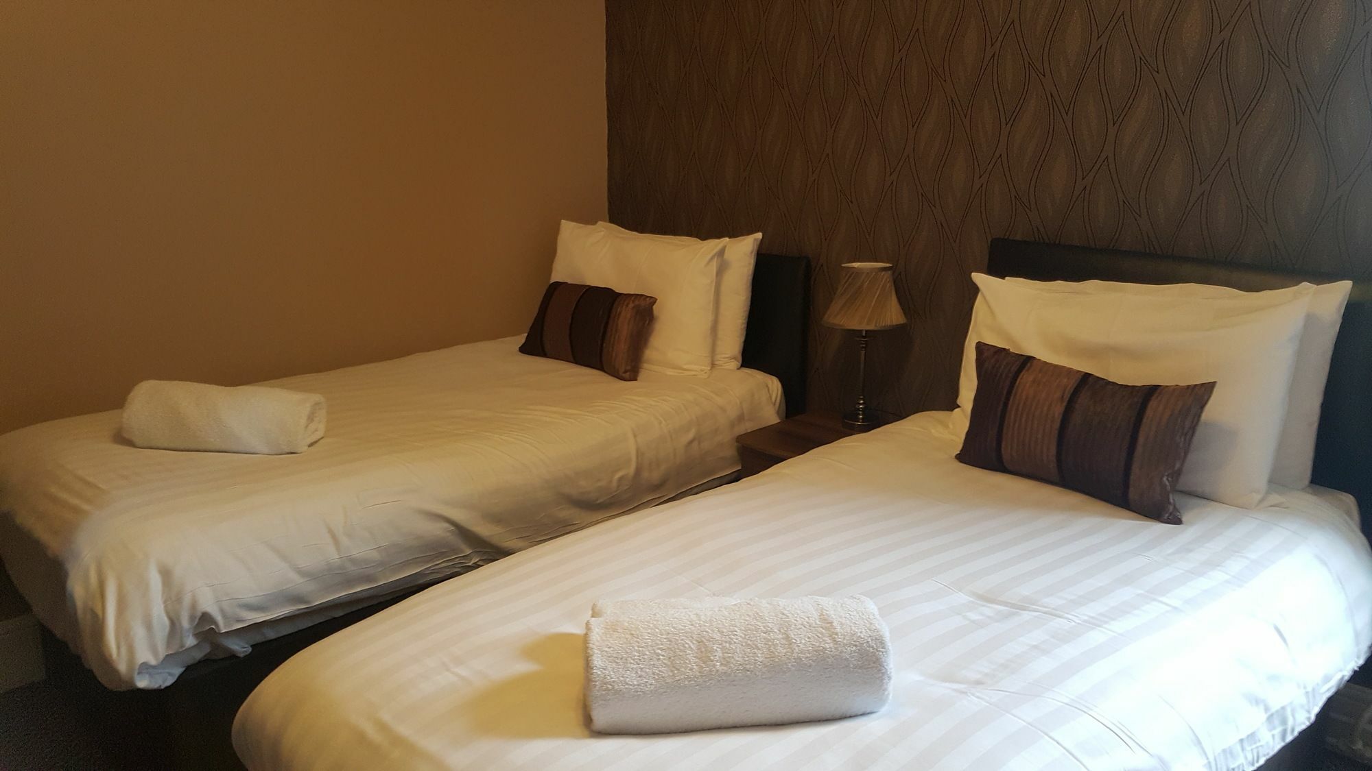 Hotel The Penkelie Southport Esterno foto